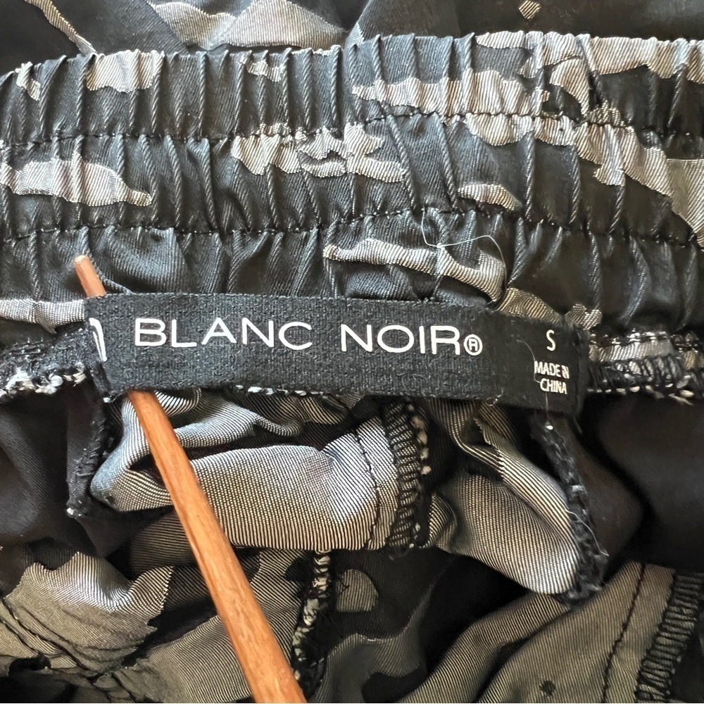 BLANC NOIR Animal Print Camo Cargo Jogger High Rise Black Silver Size Small - Picture 6 of 12
